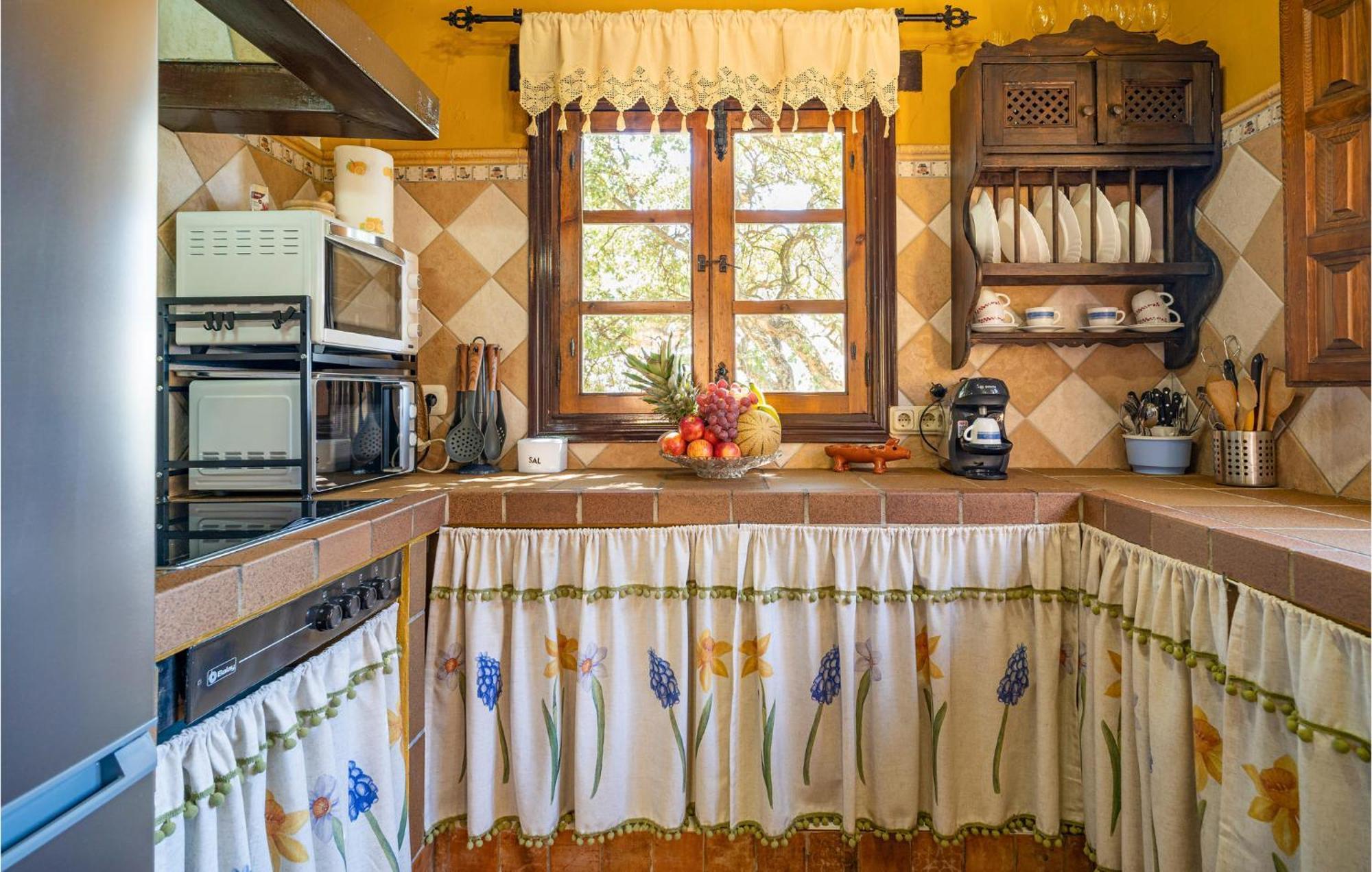 Amazing Cottage In Algatocin With Kitchen Zewnętrze zdjęcie